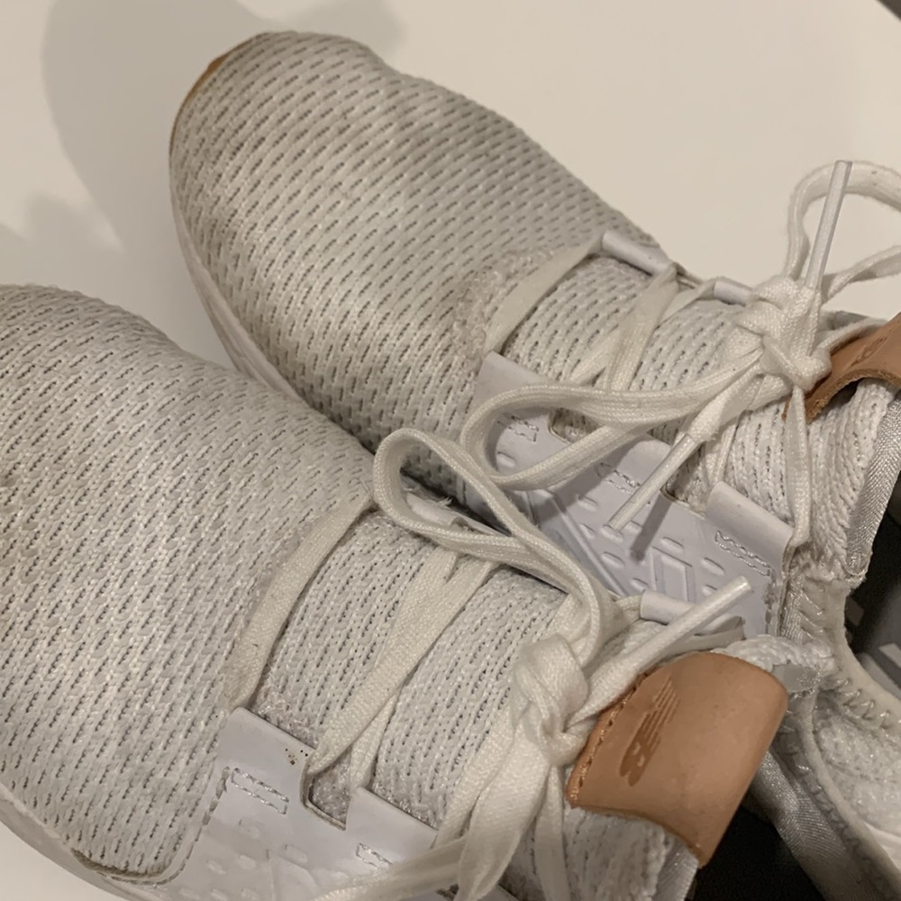Sneaker - Picture 5 of 9